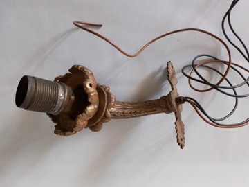 Декорированный латунный каркас настенного светильника