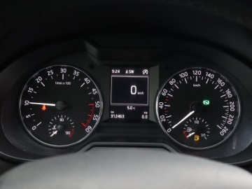 Skoda Octavia III Kombi 2.0 TDI CR DPF 150KM 2015 Skoda Octavia 2.0 TDI, DSG, Xenon, Bi-Xenon, zdjęcie 10