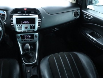 Lancia Delta III Hatchback 1.4 Turbo-Jet 120KM 2011 Lancia Delta 1.4 T-JET, Klima, Klimatronic, zdjęcie 7