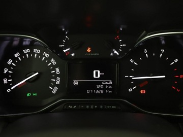 Citroen C3 Aircross  I Crossover Facelifting 1.2 PureTech 110KM 2022 Citroen C3 Aircross navi klima auto kamera cofania, zdjęcie 21