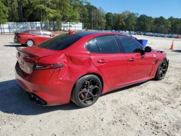 Alfa Romeo Giulia II 2022 Alfa Romeo Giulia Quadrifoglio 2022 2.9l 2.9 Benzyna 505KM, zdjęcie 3