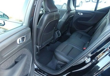 Volvo XC40 Crossover 2.0 T4 190KM 2020 Volvo XC 40 Volvo XC40 XC40 T4 AWD R-Design Navi Kamera RfK Leder F. VAT23, zdjęcie 10