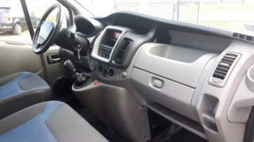 Renault Trafic II Kabina 2.0 dCi 115KM 2011 renault trafic 9 osób, zdjęcie 5