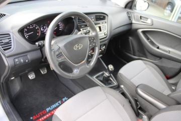 Hyundai i20 II Active 1.4 100KM 2017 HYUNDAI i20 Active 1.4 benzyna, zdjęcie 8