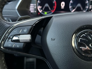 Skoda Octavia IV Liftback 1.5 TSI EVO 150KM 2023 Skoda Octavia 1.5TSI 150KM Sportline DSG l LED Mat, zdjęcie 19