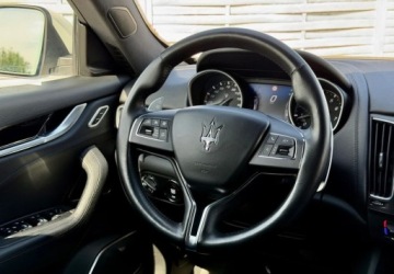 Maserati Levante 3.0 GDI V6 430KM 2019 Maserati Levante Maserati Levante S Q4 3.0 Benzyna 430KM, zdjęcie 6