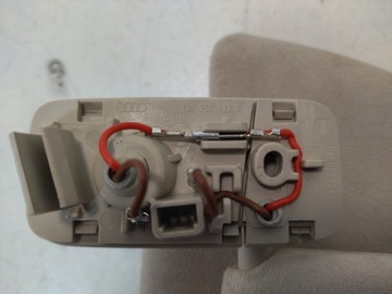 4M0858833B СОЛНЦЕЗАЩИТНИК ЛЕВЫЙ AUDI Q7 2015-2019