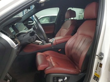 BMW X6 G06 2022 BMW X6 M50i 2022 4.4l 4.4 Benzyna 523KM, zdjęcie 5