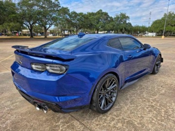Chevrolet Camaro VI 2020 Chevrolet Camaro ZL1 2020 6.2l 6.2 Benzyna 650KM, zdjęcie 2