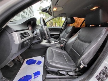 BMW Seria 3 E90-91-92-93 Limuzyna E90 325Xi 218KM 2006 BMW 3 Touring (E91) 325 Xi, Manual, Serwisowany, 4x4,Podgrzewane fotele, zdjęcie 4