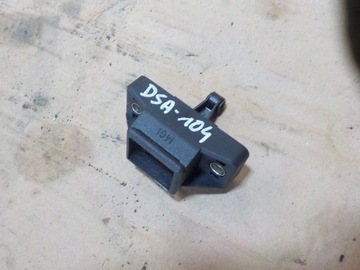 ZAMEK TYLNEJ KLAPY BAGAZNIKA SANDERO II