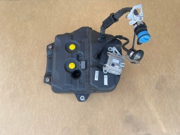 ZBIORNIK ADBLUE POMPA STEROWNIK 2054706901 MERCEDES W205 C-KLASA