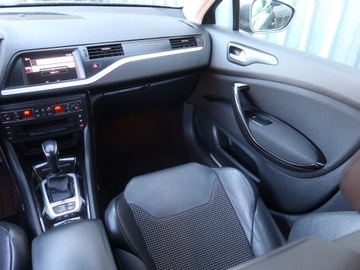 Citroen C5 III Tourer 2.0 BlueHDi 180KM 2016 Citroen C5 2.0 BlueHDI, 178 KM, Automat, Skóra, zdjęcie 7