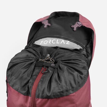 Женский треккинговый рюкзак Forclaz 50 Easyfit l