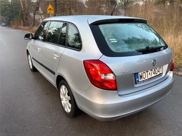 Skoda Fabia II Kombi 1.4 i 16V 85KM 2009 Skoda Fabia Skoda Fabia 1.4 MPI 5- Drzwi Klimatyzacja Bez Korozji Full Ser, zdjęcie 3