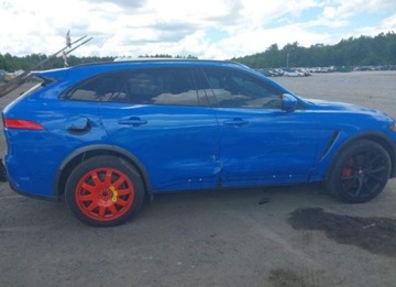 Jaguar F-Pace SVR 5.0 V8 550KM 2020 Jaguar F-Pace 2020, 5.0L, 4x4, SVR P550, od ubezpieczalni 5.0 Benzyna 550KM, zdjęcie 3