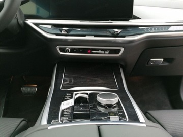 BMW X5 G05 SUV Facelifting 3.0 30d 298KM 2025 BMW X5 xDrive30d Sport Suv 3.0 (298KM) 2025, zdjęcie 12