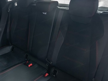 Mercedes GLA II Off-roader Facelifting 2.0 220 190KM 2025 MERCEDES-BENZ GLA 220 4-Matic AMG Line 2.0 190KM, zdjęcie 12