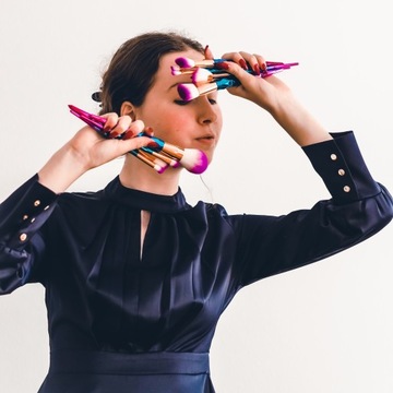 НАБОР ПРОФЕССИОНАЛЬНЫХ КИСТЕЙ ДЛЯ МАКИЯЖА 20 ШТ.