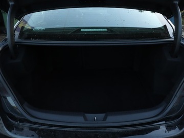 Renault Megane IV Hatchback 5d 1.3 TCe 115 FAP 115KM 2019 Renault Megane 1.3 TCe, Salon Polska, Klima, zdjęcie 12