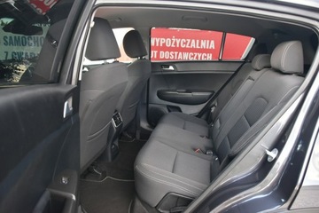 Kia Sportage IV SUV 1.7 CRDi 141KM 2018 Kia Sportage 1.7CRDi 141KM Automat 2018r. NAVi, zdjęcie 17