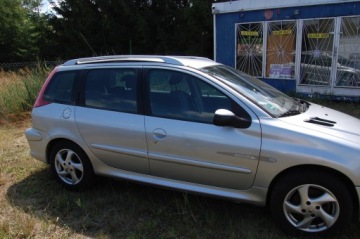 Peugeot 206 Kombi 1.4 i 16V 88KM 2005 Peugeot 206 SW Klima Alu felgi elektryczne szyby centralny zamek, zdjęcie 9