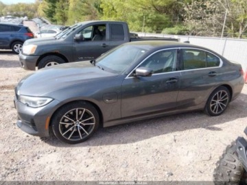BMW Seria 3 G20-G21 2022 BMW Seria 3 2022 BMW 330E XDRIVE 2.0 Hybryda Plug-in 180KM, zdjęcie 13