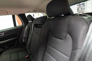 Volvo V60 II  2020 VOLVO V60 T6 AWD R-Design aut Combi 2.0 255KM 2020, zdjęcie 20