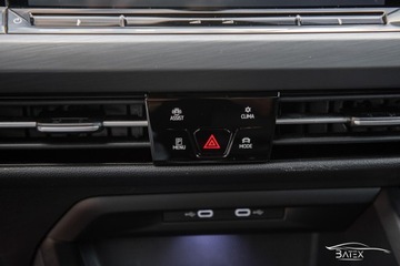Volkswagen Golf VIII Hatchback Plug-In-Hybrid 1.4 TSI 204KM 2022 Volkswagen Golf VIII 1.4 Plug-In Hybryda Virtual DSG Masaze FullLed SalonPL, zdjęcie 28