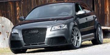 Заглушка решетки Audi A3 8P 05-08 RS3 черный глянцевый сотовый черный