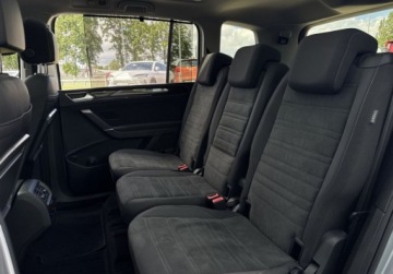 Volkswagen Touran III 1.5 TSI EVO 150KM 2025 Volkswagen Touran SalonPL 150KM DSG 7os Highline R-Line Panorama Top LED H, zdjęcie 12