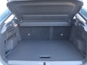Citroen C4 III SUV 1.2 PureTech 130KM 2021 Citroen C4 1.2 PureTech, Salon Polska, Automat, zdjęcie 13
