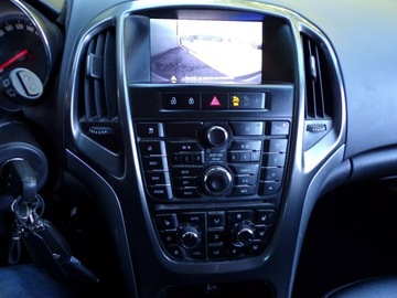 Opel Astra J GTC 1.4 Turbo ECOTEC 140KM 2014 Opel Astra FUUL OPCJA COSMO I WŁAŚĆ 2014R, zdjęcie 18