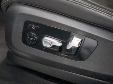 BMW X5 G05 SUV Facelifting 3.0 40d 352KM 2026 BMW X5 xDrive40d Sport Suv 3.0 (352KM) 2026, zdjęcie 9