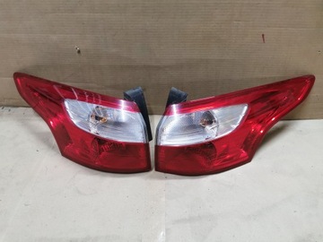 Lampa tył tylna Lewa Ford Focus kombi Mk3 ORG