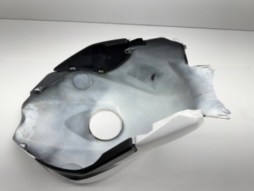 КРЫШКА ТОПЛИВНОГО БАКА HONDA CBR 1000 RR SC59