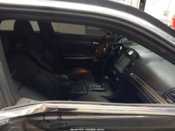 Chrysler 300C II 2012 Chrysler 300 SRT8 2012 6.4 Benzyna 470KM, zdjęcie 9