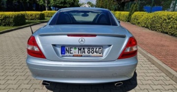 Mercedes SLK R171 Roadster 1.8 (200 Kompressor) 163KM 2007 Mercedes-Benz SLK Mercedes-Benz SLK 200 Kompressor Sport Edition 1.8 163KM, zdjęcie 19