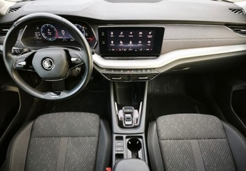 Skoda Octavia IV Liftback 1.5 TSI EVO 150KM 2023 Skoda Octavia Style Pakiety, FV 23, ACC, Podgrzewana szyba, Ambiente, Kes, zdjęcie 3