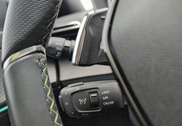 Peugeot 2008 II SUV Facelifting 1.2 PureTech 130KM 2024 Peugeot 2008 PureTech 130 GT SS EAT8 SalonPL FVat Od Reki Bogata Wersja, zdjęcie 16