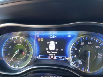 Chrysler 300C II 2023 Chrysler 300 Touring 2023 3.6 Benzyna 292KM, zdjęcie 11