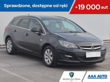 Opel Astra J Sports Tourer Facelifting 1.6 CDTI  136KM 2015 Opel Astra 1.6 CDTI, Navi, Klima, Klimatronic