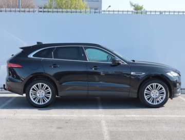Jaguar F-Pace SUV 2.0 i4D 180KM 2017 Jaguar F-Pace 20d AWD, Salon Polska, Serwis ASO, zdjęcie 5