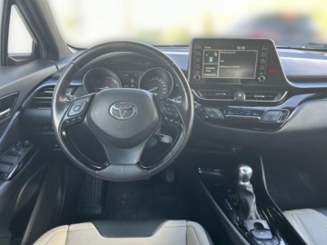 Toyota C-HR I Crossover Facelifting 1.8 Hybrid 122KM 2020 Toyota C-HR 1.8 Hybrid Selection. Kamera cofania. Podgrzewane fotele. VAT, zdjęcie 22