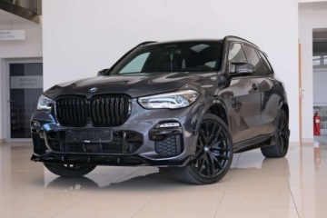BMW X5 G05 M SUV 4.4 M50i 530KM 2021 BMW X5 4.4 Benzyna 530KM, zdjęcie 6