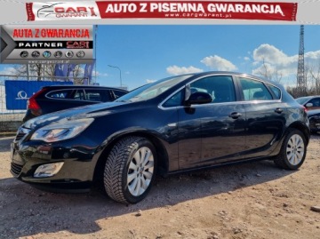 Opel Astra J Hatchback 5d 1.4 Turbo ECOTEC 120KM 2012 Opel Astra J 1.4 120 KM B+GAZ półskóry nawigacja alu climatronic gwarancja