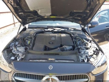 Mercedes Klasa C W206 2022 Mercedes-Benz Klasa C 300 2022 2.0l 2.0 Benzyna 255KM, zdjęcie 8
