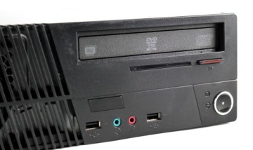 Компьютер Lenovo M72e Core i3/4 ГБ/250 ГБ/W10