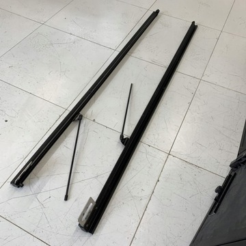 KRYT ZÁSTAVBA PAKI ZADNÍ ROLETA TUHÁ SKLÁDACÍ KOLEJNIC DODGE RAM V 1500 21R