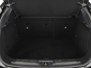 Infiniti Q30 2.0T 211KM 2017 Infiniti Q30 4x4 automat skóra/alcantara navi, zdjęcie 19